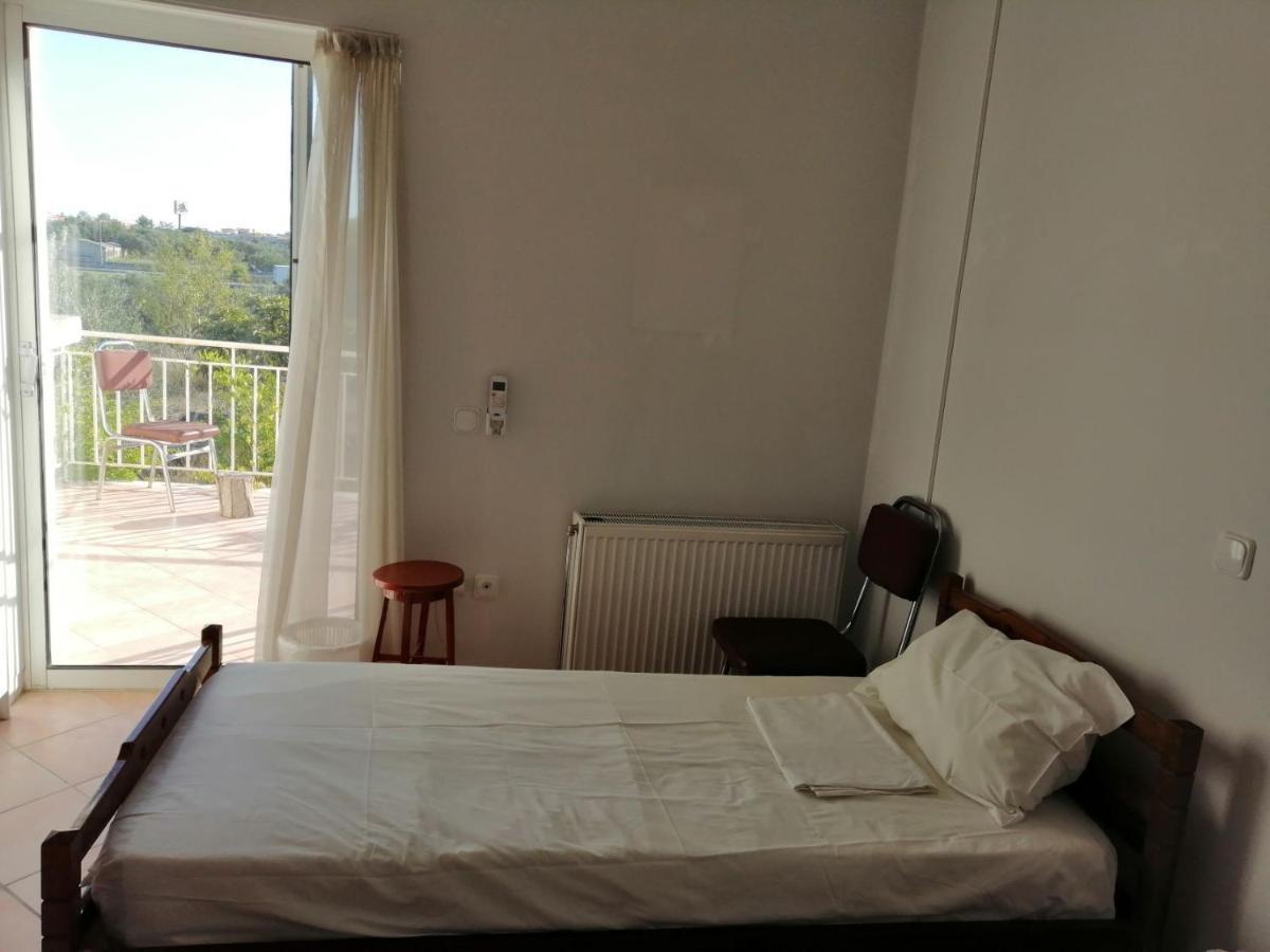 Appartamento Costasfarmhouse, Pallini, Near Athens Airport Esterno foto