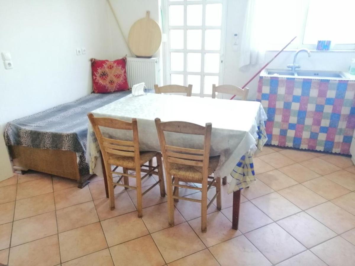 Appartamento Costasfarmhouse, Pallini, Near Athens Airport Esterno foto