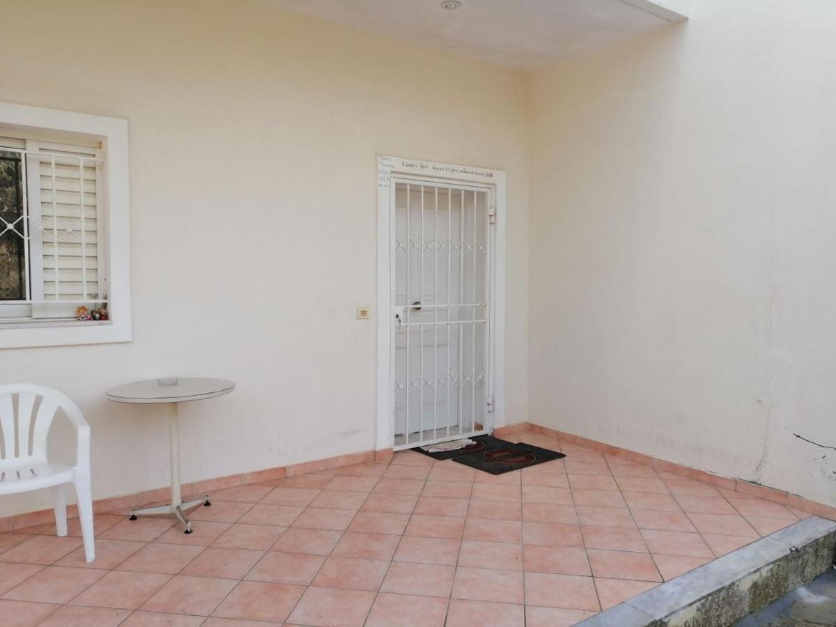 Appartamento Costasfarmhouse, Pallini, Near Athens Airport Esterno foto