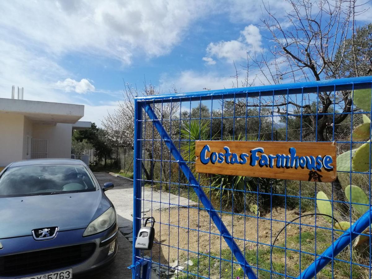 Appartamento Costasfarmhouse, Pallini, Near Athens Airport Esterno foto