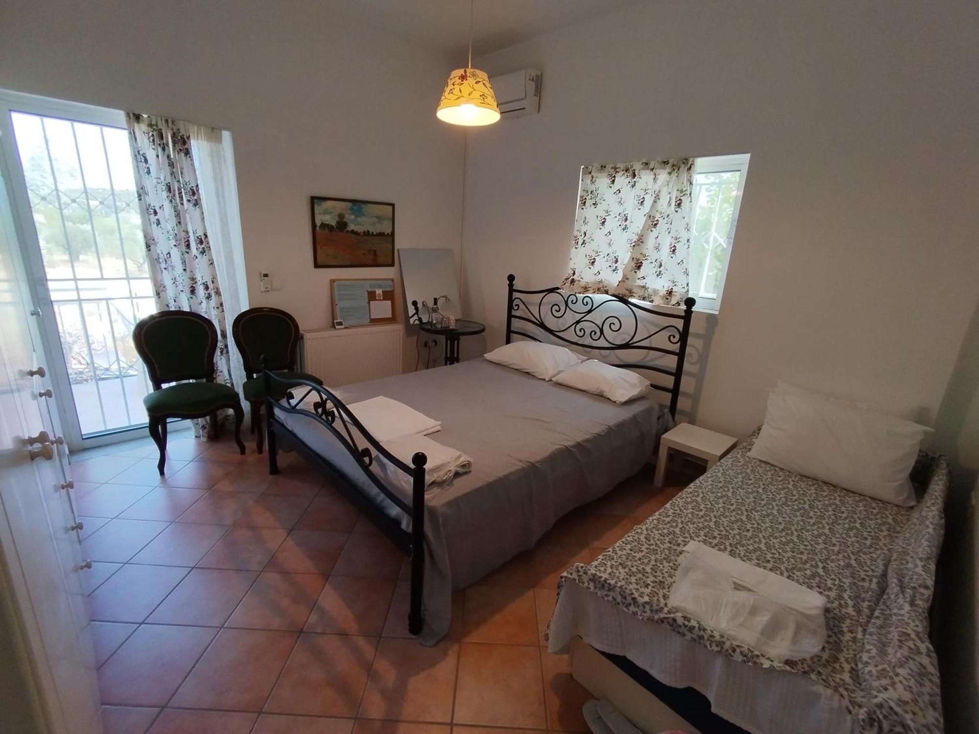 Appartamento Costasfarmhouse, Pallini, Near Athens Airport Esterno foto